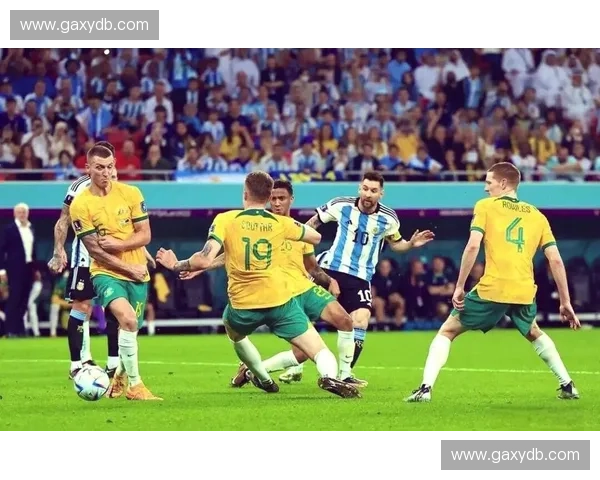 梅西创造世界杯历史性纪录引领足球传奇新篇章